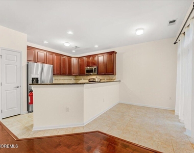 28 Santa Rosa Lane - Photo Thumbnail 6