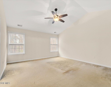 28 Santa Rosa Lane - Photo Thumbnail 16
