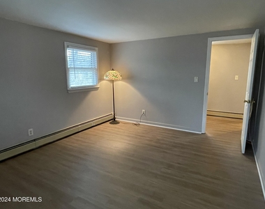 13 Filmore Road - Photo Thumbnail 8