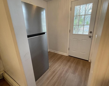 13 Filmore Road - Photo Thumbnail 3