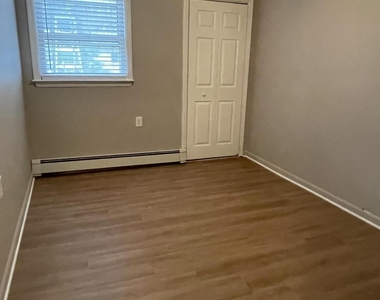 13 Filmore Road - Photo Thumbnail 11