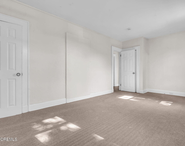 217 Creek Road - Photo Thumbnail 14