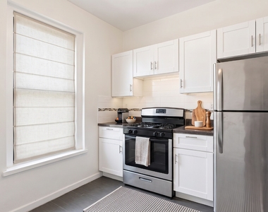 526 West 161st Street - Photo Thumbnail 4