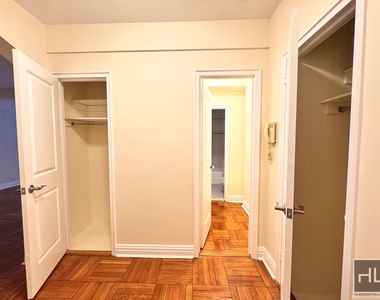 East 56 Street - Photo Thumbnail 1