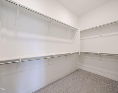 17383 W Guthrie Street - Photo Thumbnail 15
