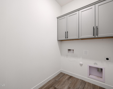 17383 W Guthrie Street - Photo Thumbnail 23