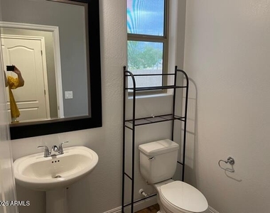 1371 S Chaparral Boulevard - Photo Thumbnail 8