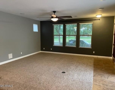 1371 S Chaparral Boulevard - Photo Thumbnail 16