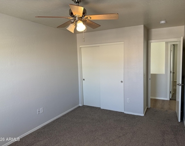 3873 E Latham Way - Photo Thumbnail 12