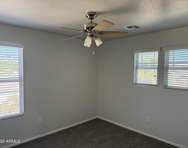 3873 E Latham Way - Photo Thumbnail 13