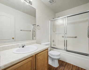 15554 W Gelding Drive - Photo Thumbnail 34