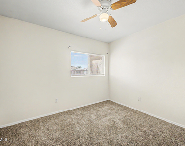 15554 W Gelding Drive - Photo Thumbnail 30