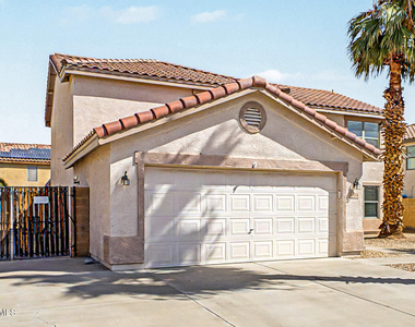 15554 W Gelding Drive - Photo Thumbnail 5