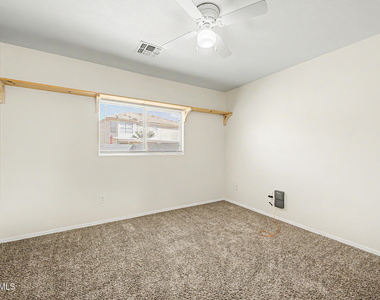 15554 W Gelding Drive - Photo Thumbnail 32