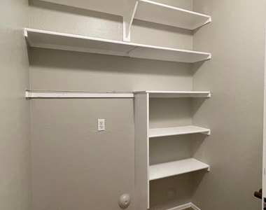 3632 W Jacksonville Drive - Photo Thumbnail 26