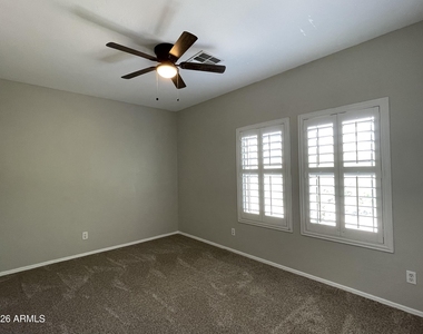 3632 W Jacksonville Drive - Photo Thumbnail 24
