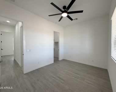 24034 N 197th Drive - Photo Thumbnail 23