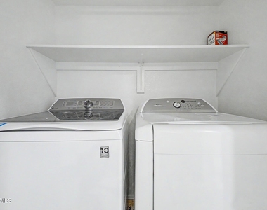 18433 N 12th Way - Photo Thumbnail 34