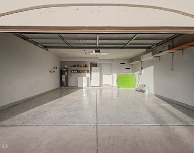 18433 N 12th Way - Photo Thumbnail 33