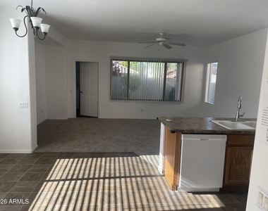 7739 E Butte Street - Photo Thumbnail 11