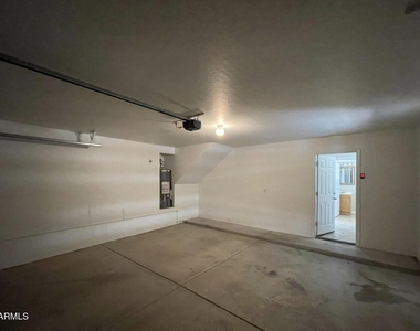 10925 W Kaler Drive - Photo Thumbnail 22