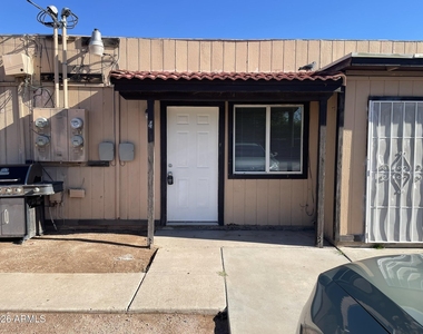 461 W 16th Avenue - Photo Thumbnail 1