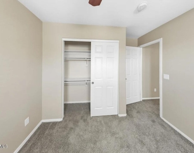 14317 W Weldon Avenue - Photo Thumbnail 5