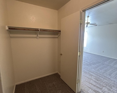 51 N Del Pueblo Place - Photo Thumbnail 37