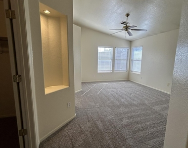 51 N Del Pueblo Place - Photo Thumbnail 34