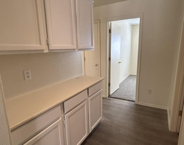 51 N Del Pueblo Place - Photo Thumbnail 18