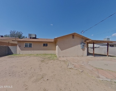 3749 W Butler Drive - Photo Thumbnail 15