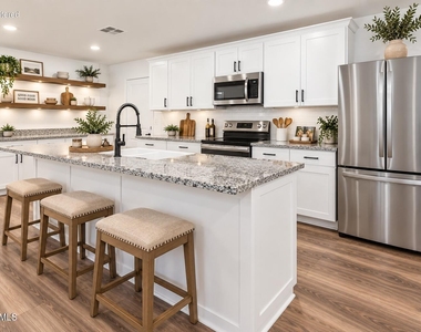 119 S 84th Way - Photo Thumbnail 1