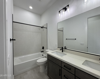 24045 N 197th Drive - Photo Thumbnail 21