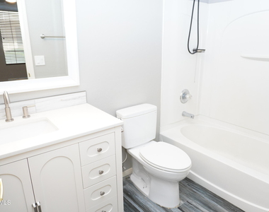 9233 E Neville Avenue - Photo Thumbnail 9