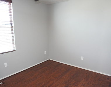 9233 E Neville Avenue - Photo Thumbnail 16