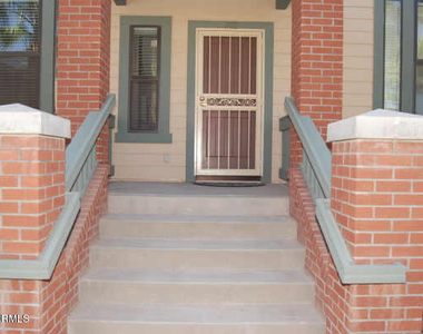 752 S Beck Avenue - Photo Thumbnail 1