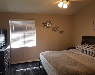 752 S Beck Avenue - Photo Thumbnail 12