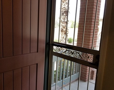 752 S Beck Avenue - Photo Thumbnail 2