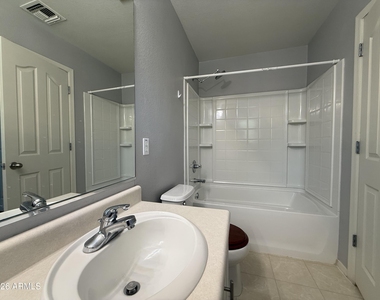 21122 E Stonecrest Drive - Photo Thumbnail 21