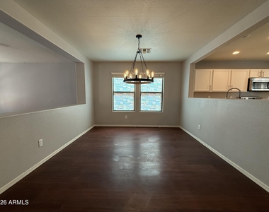 21122 E Stonecrest Drive - Photo Thumbnail 8