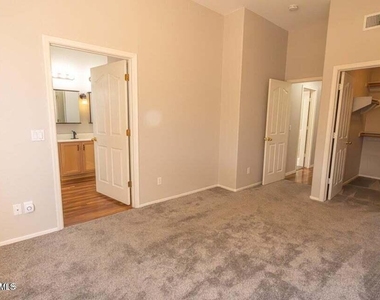 16291 N 138th Avenue - Photo Thumbnail 22