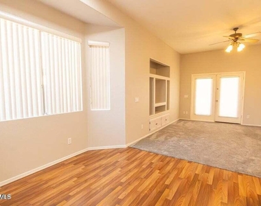 16291 N 138th Avenue - Photo Thumbnail 5