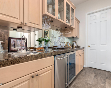 10602 E Blanche Drive - Photo Thumbnail 13