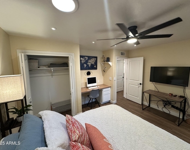 4328 E Capri Avenue - Photo Thumbnail 22