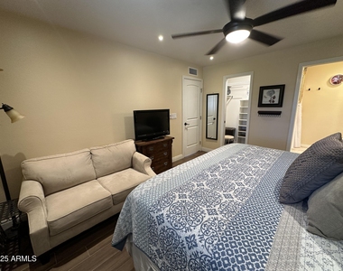 4328 E Capri Avenue - Photo Thumbnail 29