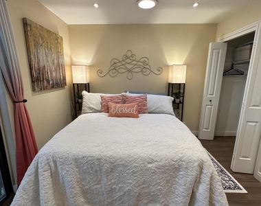 4328 E Capri Avenue - Photo Thumbnail 20