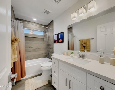 14576 N 90th Drive - Photo Thumbnail 26