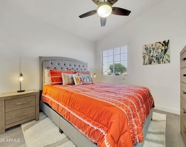 14576 N 90th Drive - Photo Thumbnail 23