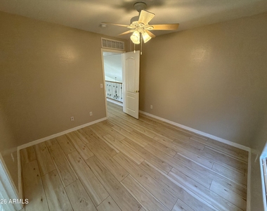 24763 W Jones Avenue - Photo Thumbnail 15