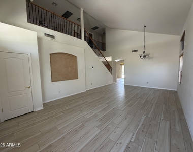 24763 W Jones Avenue - Photo Thumbnail 24